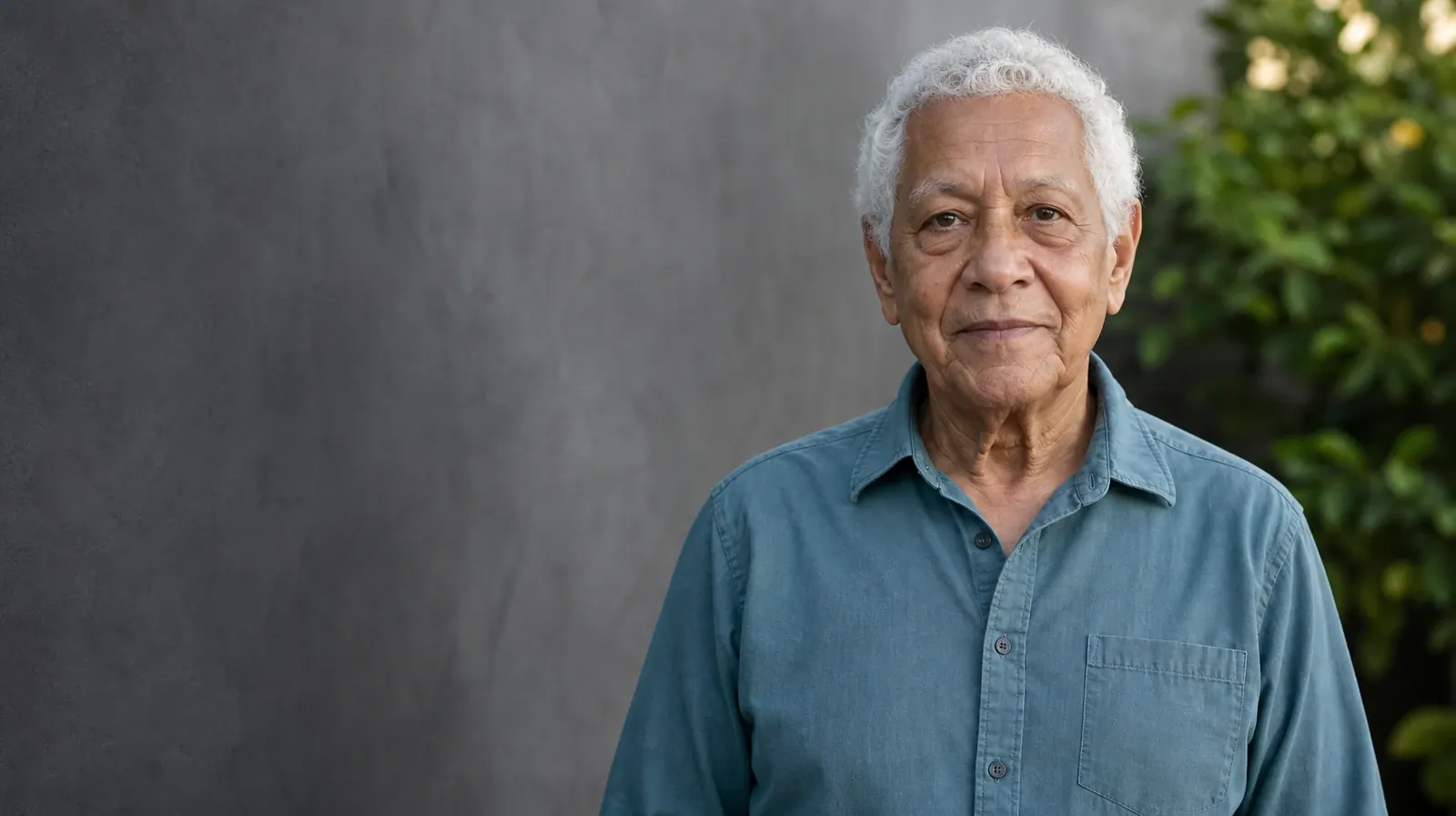 Starting a Treatment Conversation for Palmetto Bay, FL Residents | An older adult faces the camera with a gentle expression… An older adult faces the camera with a gentle expression… · Starting a Treatment Conversation for Palmetto Bay, FL Residents